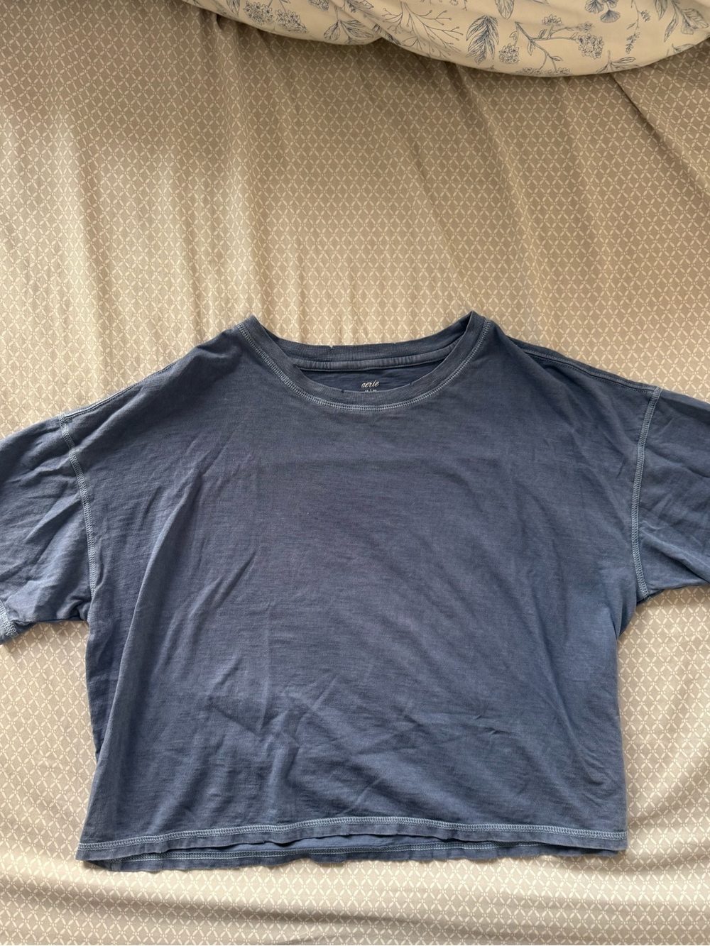 Aerie Blue "Head in the Clouds" Oversized Boxy Crop T-Shirt Size Medium